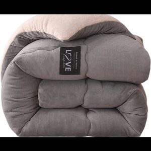 Plush Gray and Cream Comforter